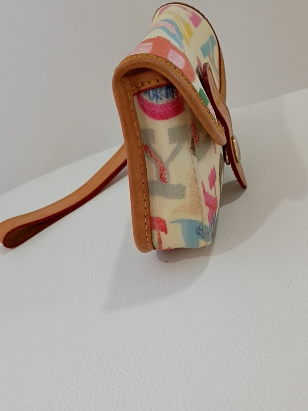 Dooney & Bourke VintageMulticolor Logo Wristlet - White Background with Tan Trim - Picture 4 of 6